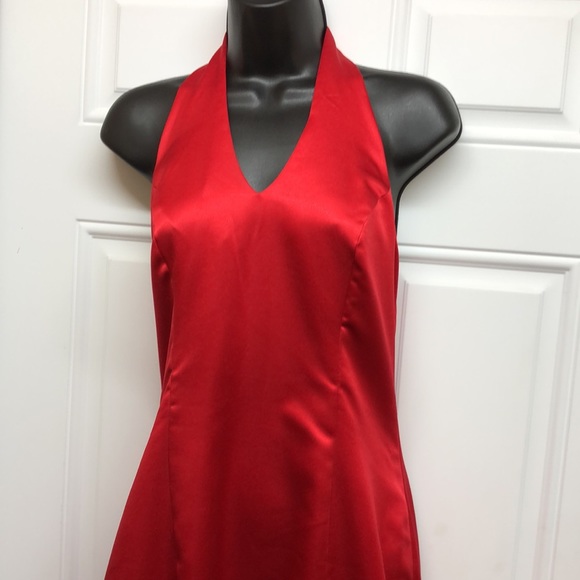 Red Satin De-Laru by Sheila Yen sz 9/10  Halter Formal - Picture 1 of 10